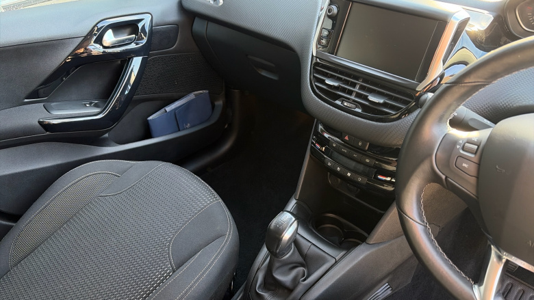 Peugeot 208 1.2 PureTech 82 Tech Edition 5dr [Start Stop] Petrol Hatchback